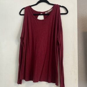 Michael stars cut out shoulder long sleeve